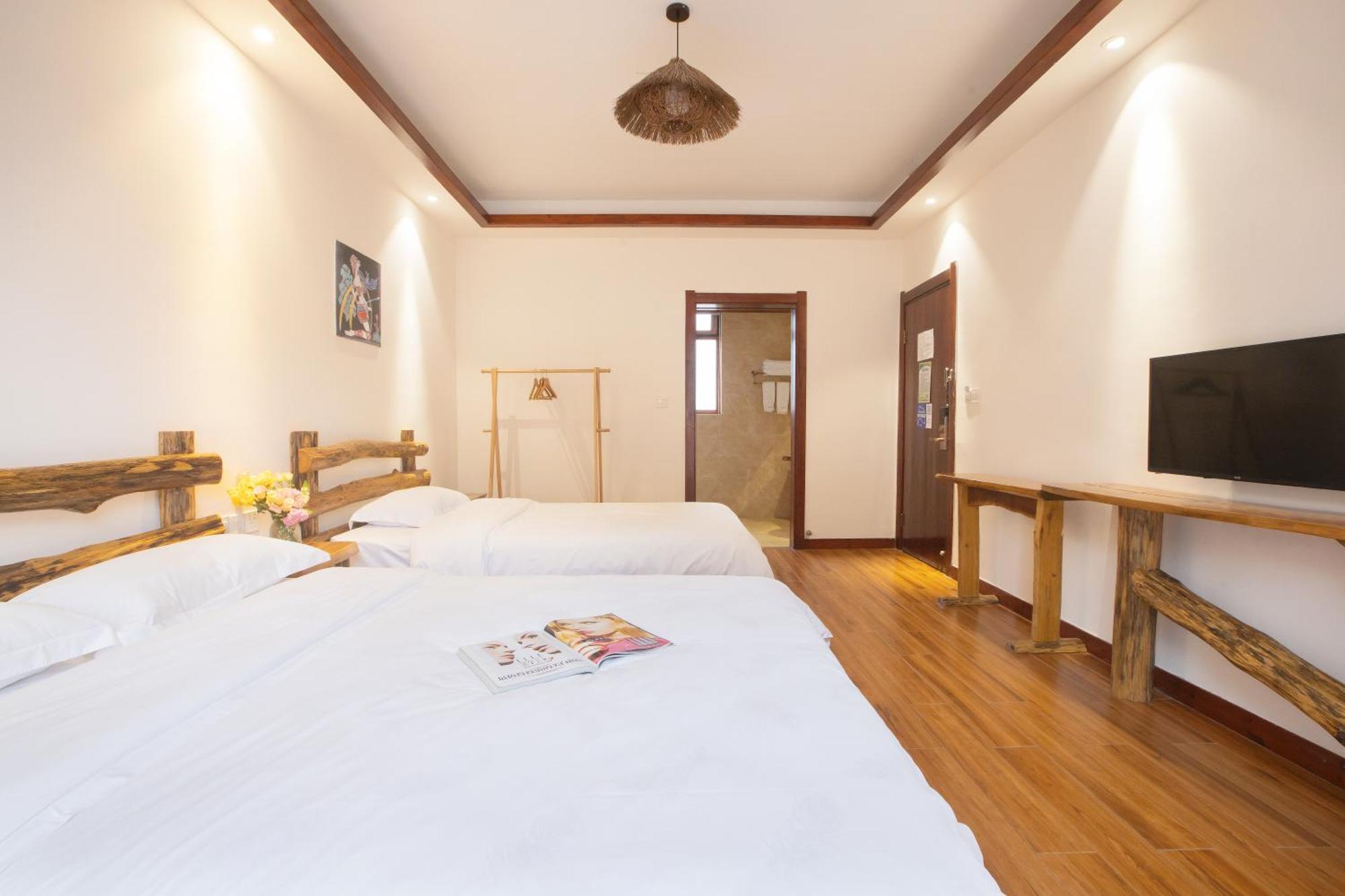 Yangshuo Xiao Long River Hotel ภายนอก รูปภาพ